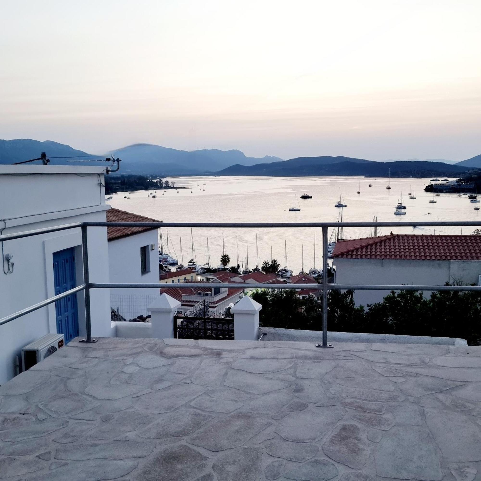 Panoramic View Apartment Poros Town المظهر الخارجي الصورة